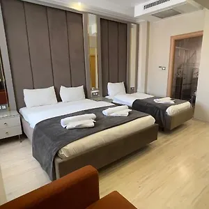 Reyyan *** Κωνσταντινούπολη